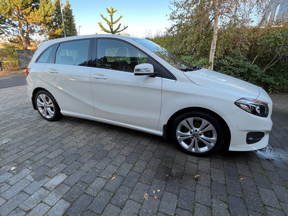 Mercedes B200 d 2,2 Business aut. 5d