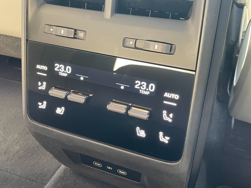 Porsche Macan Turbo 5d