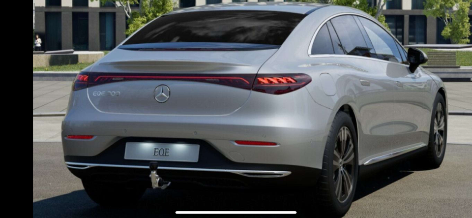 Mercedes EQE300 Avantgarde 4d