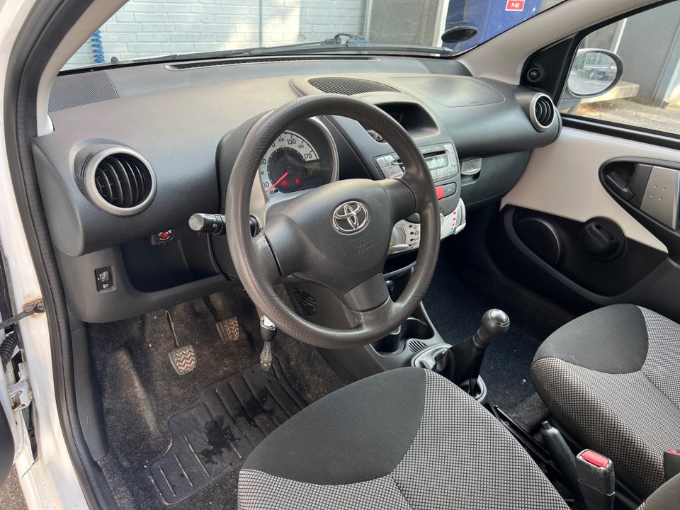 Toyota Aygo 1,0 VVT-i T1 5d