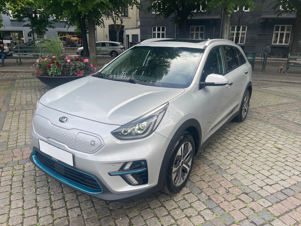 Kia e-Niro 64 Premium 5d