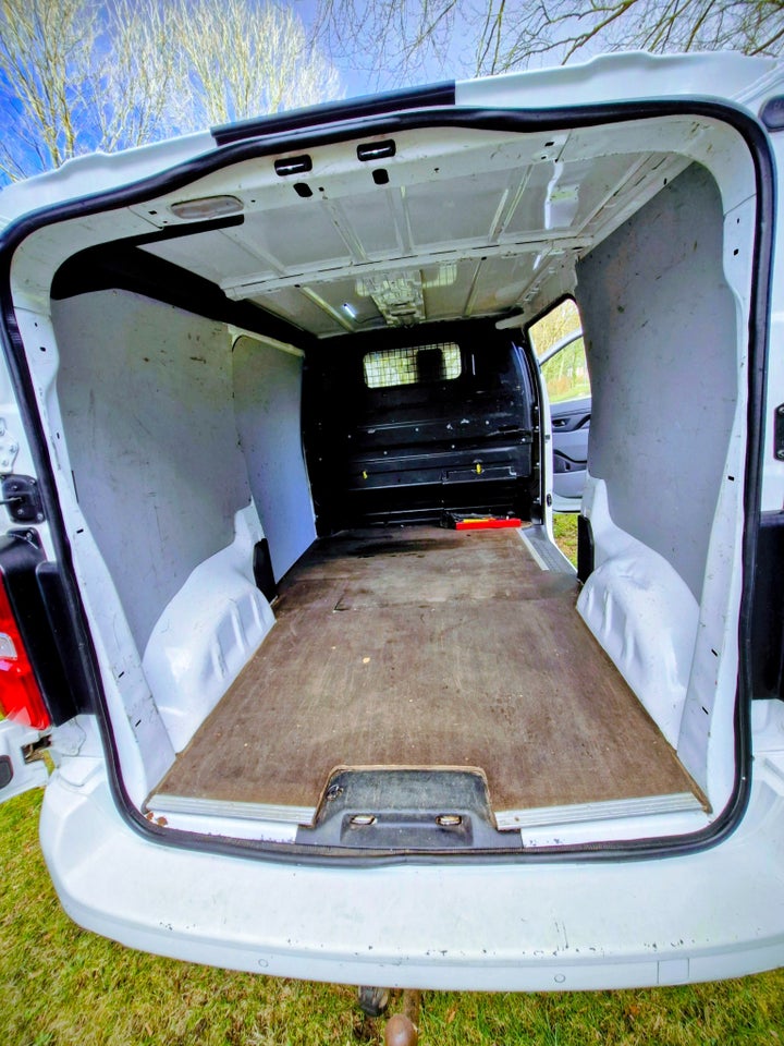 Peugeot Expert 2,0 BlueHDi 120 L2 Premium Van