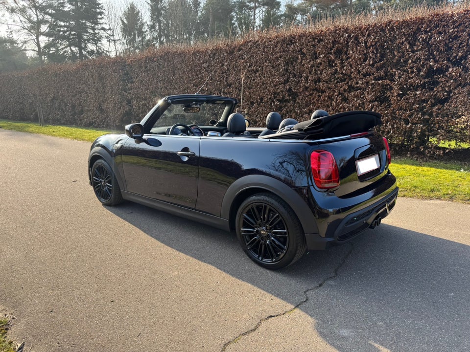 MINI Cooper S 2,0 Essential Cabriolet aut. 2d