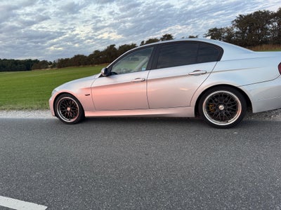 BMW 318i 2,0  4d