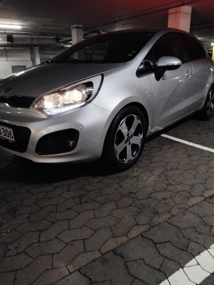 Kia Rio 1,2 CVVT Exclusive 5d