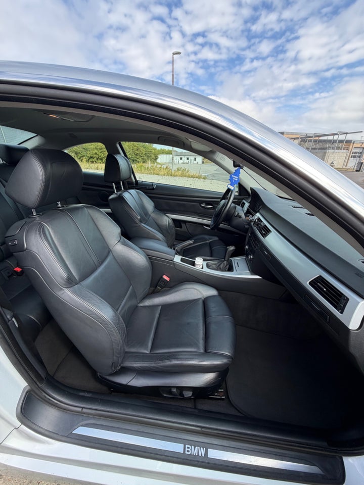 BMW 325i 2,5 Coupé 2d