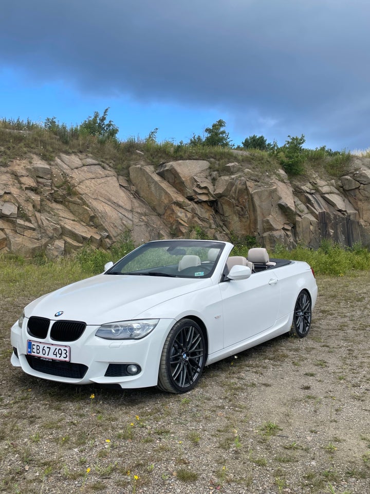 BMW 330d 3,0 Cabriolet aut. 2d