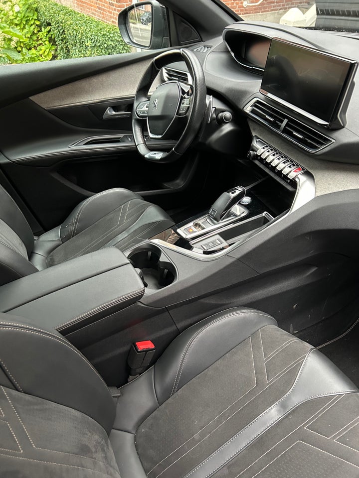 Peugeot 5008 1,6 PureTech 180 GT EAT8 7prs 5d