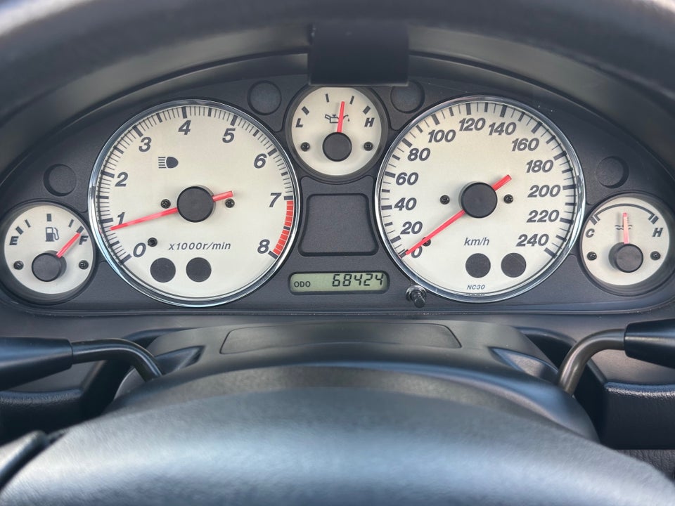 Mazda MX-5 1,8  2d