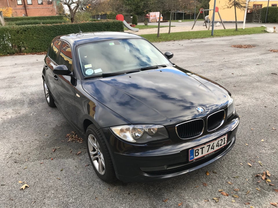 BMW 120d 2,0 Advantage 5d