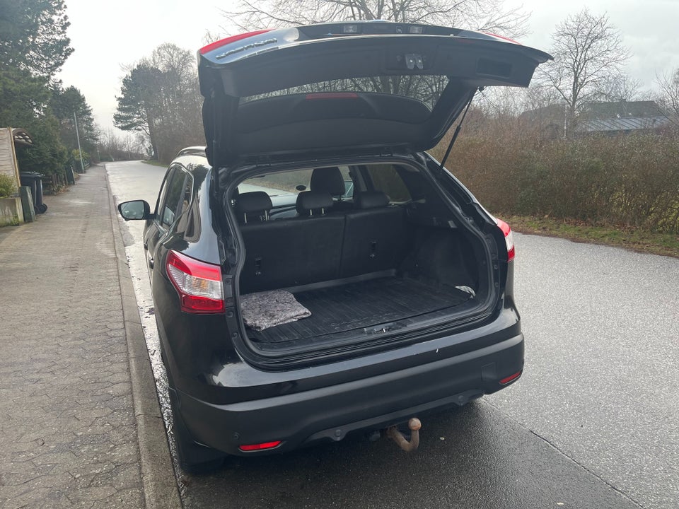 Nissan Qashqai 1,2 Dig-T 115 Tekna X-tr. 5d