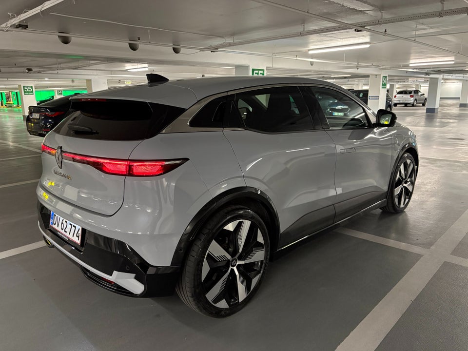Renault Megane E-Tech 60 Techno 5d