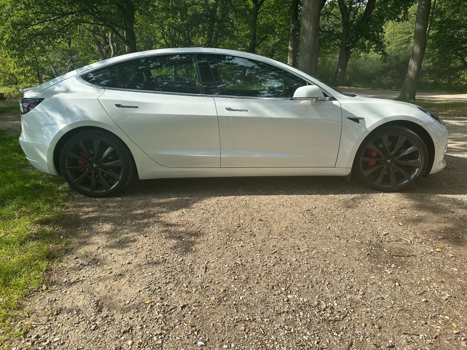 Tesla Model 3 Performance AWD 4d