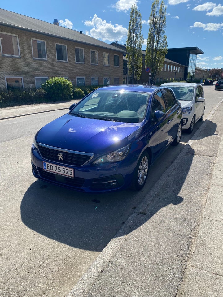 Peugeot 308 1,2 PureTech 130 Style 5d