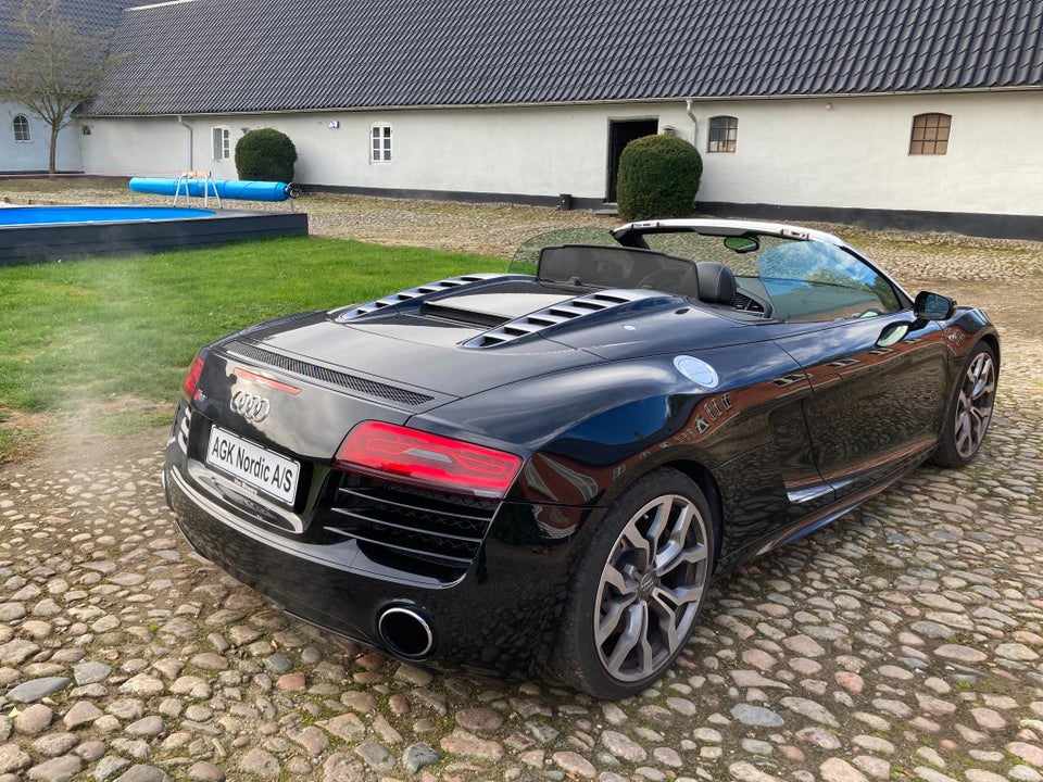Audi R8 5,2 FSi Spyder quattro S-tr. 2d