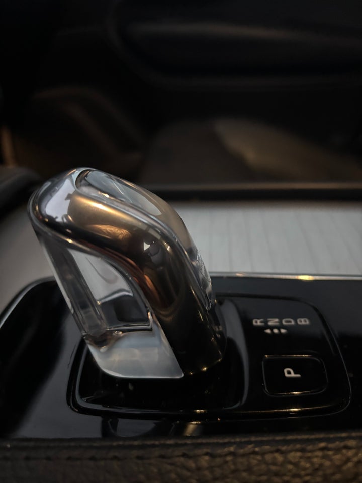 Volvo XC90 2,0 T8 407 Momentum aut. AWD 7prs 5d