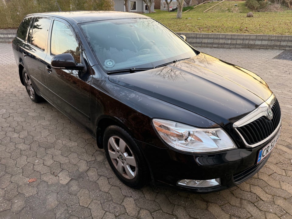 Skoda Octavia 1,4 TSi 122 Ambiente DSG 5d