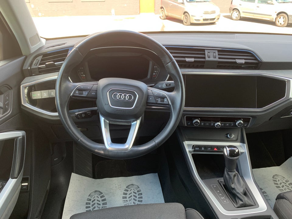 Audi Q3 45 TFSi e S-line+ S-tr. 5d