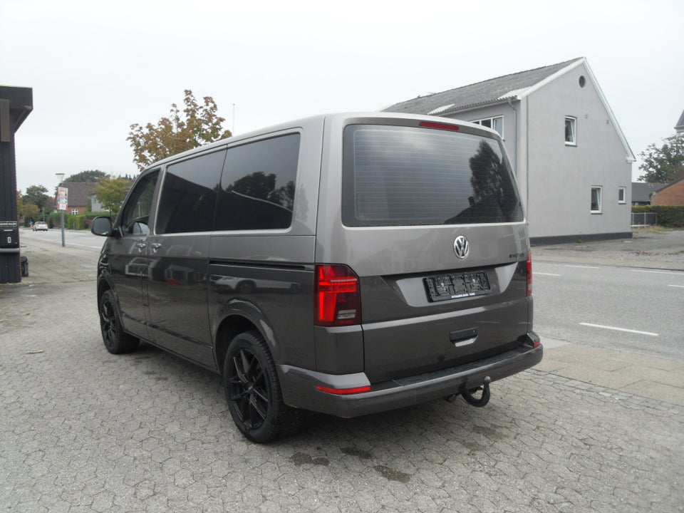 VW Transporter 2,0 TDi 199 Kassevogn DSG 4Motion kort