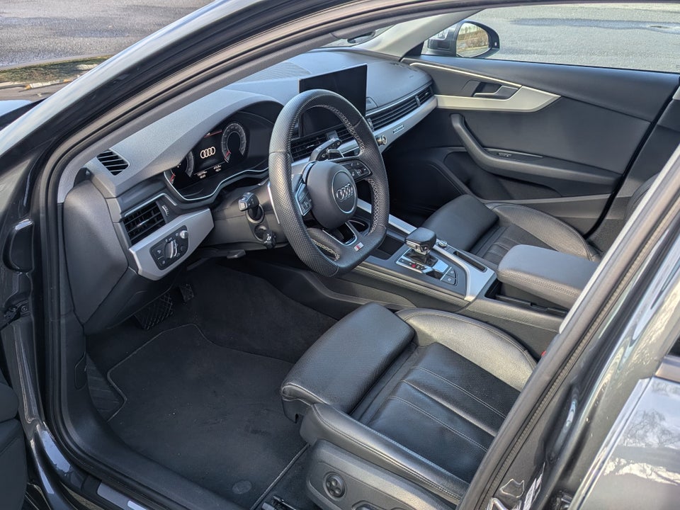 Audi A4 45 TDi Advanced plus Avant quattro Tiptr. 5d