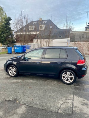 VW Golf VI 1,6 TDi 105 Match Variant BMT 5d