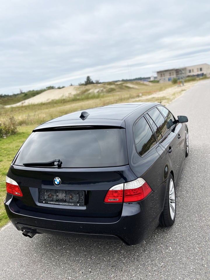 BMW 530d 3,0 Touring M-Sport Steptr. 5d