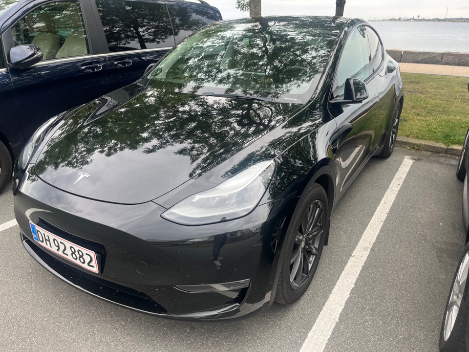 Tesla Model Y Performance AWD 5d