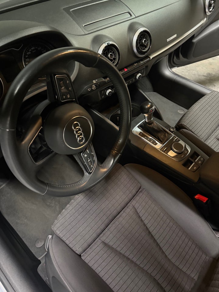 Audi A3 35 TFSi Sport Cabriolet S-tr. 2d