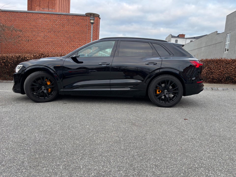Audi e-tron 55 Black Edition S-line quattro 5d