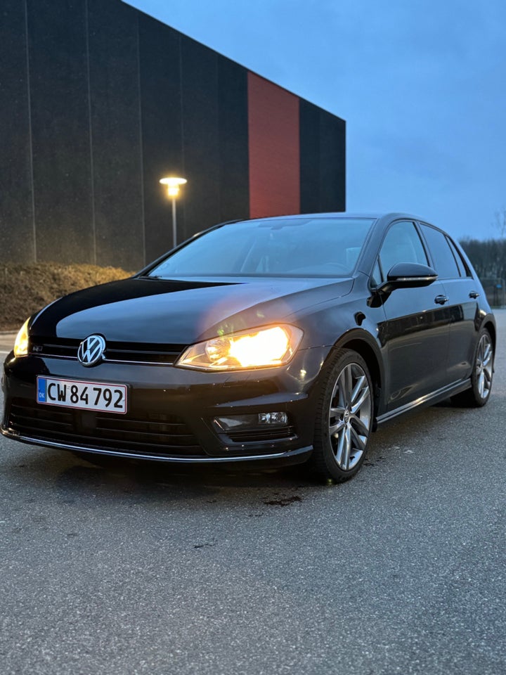 VW Golf VII 2,0 TDi 150 R-line DSG BMT 5d