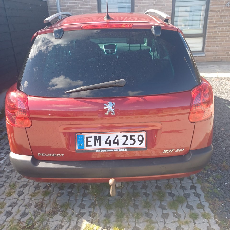 Peugeot 207 1,6 HDi 110 Premium 5d