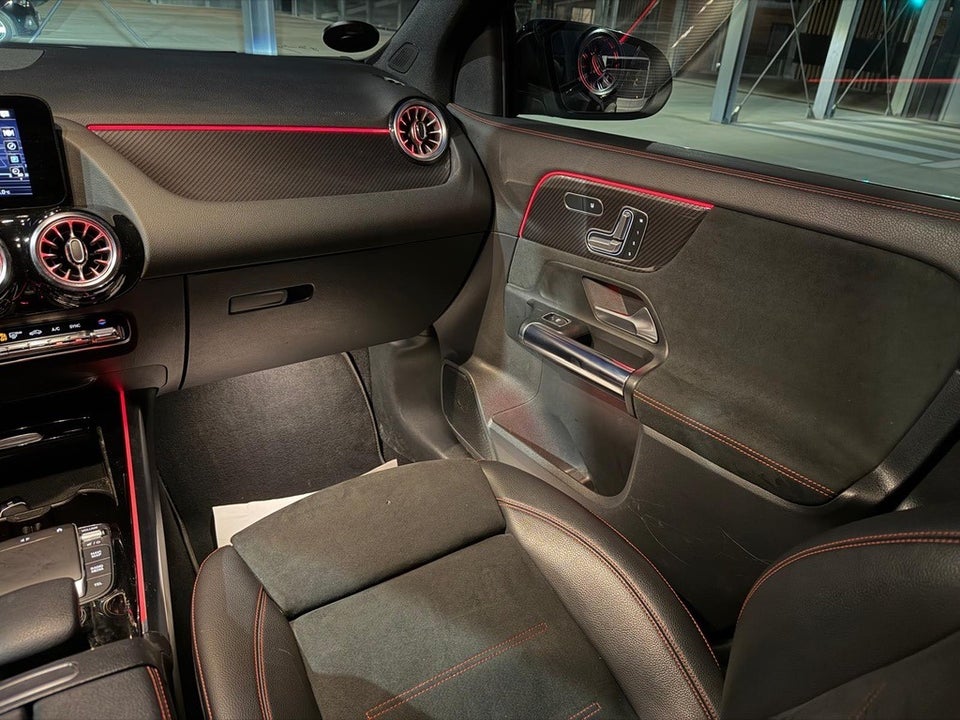 Mercedes GLA250 2,0 AMG Line aut. 5d