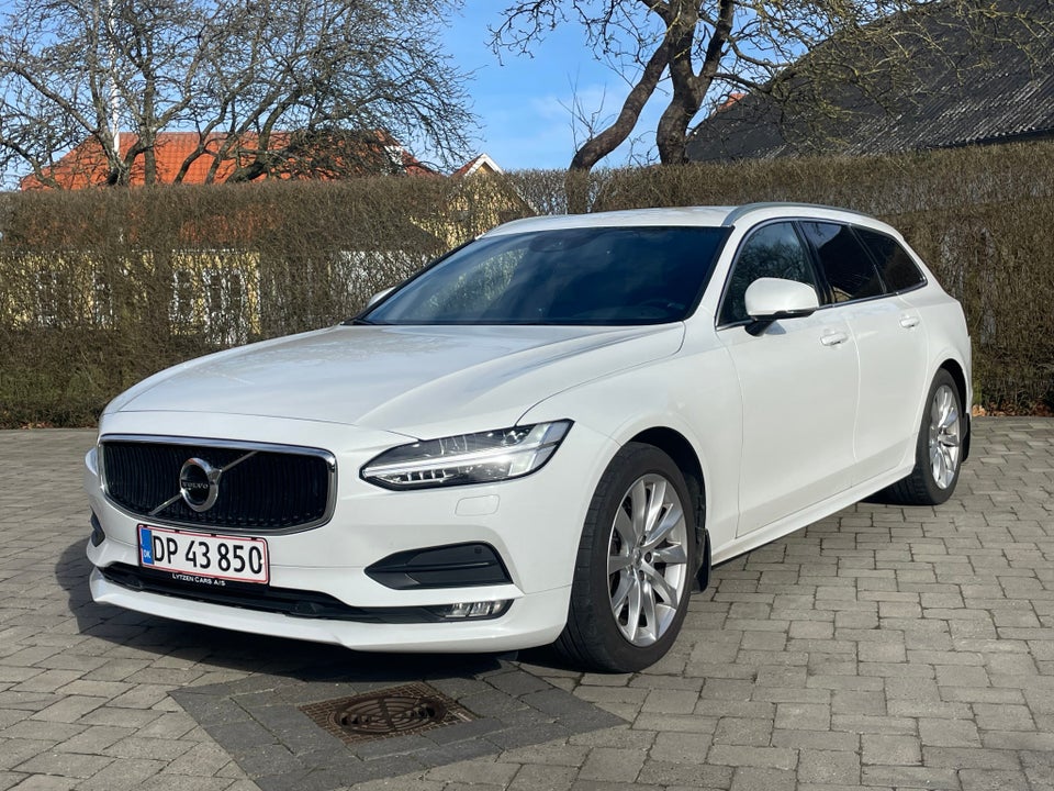 Volvo V90 2,0 D4 190 Momentum aut. 5d