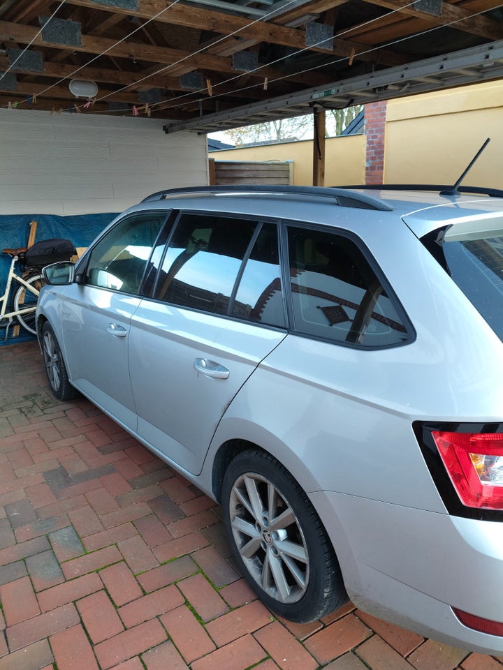 Skoda Fabia 1,0 TSi 95 Dynamic Combi DSG 5d