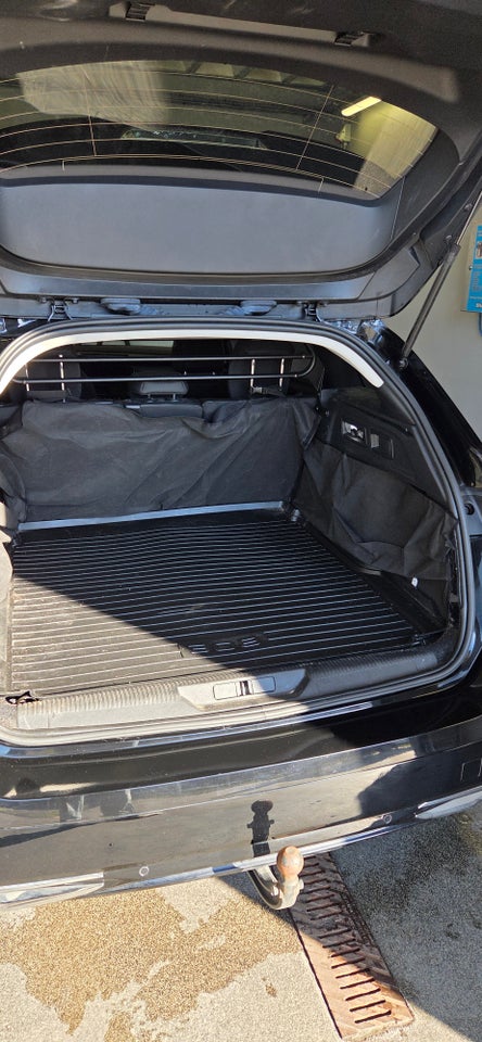 Peugeot 308 1,5 BlueHDi 130 Allure Pack SW EAT8 5d