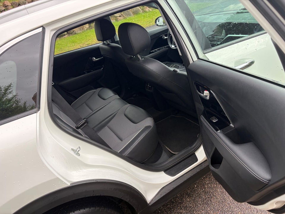 Kia e-Niro 64 Advance 5d