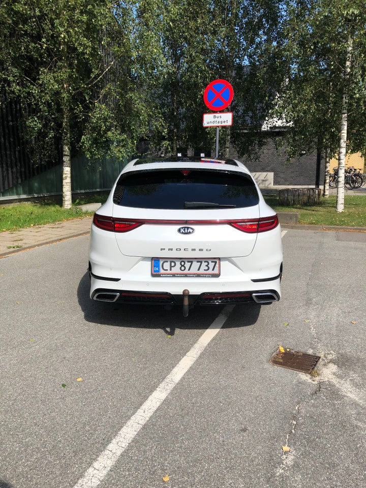 Kia ProCeed 1,4 T-GDi GT-Line DCT 5d