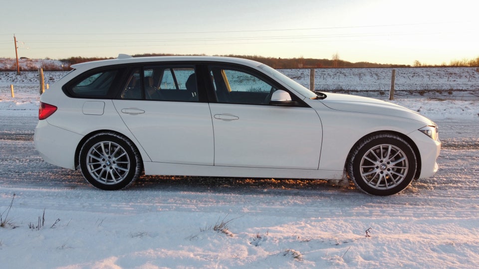 BMW 320d 2,0 Touring aut. 5d