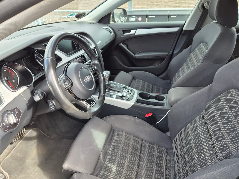Audi A5 1,8 TFSi 144 S-line Sportback Multitr. 5d
