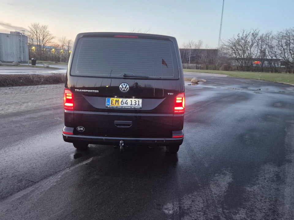 VW Transporter 2,0 TDi 150 Kassevogn DSG lang