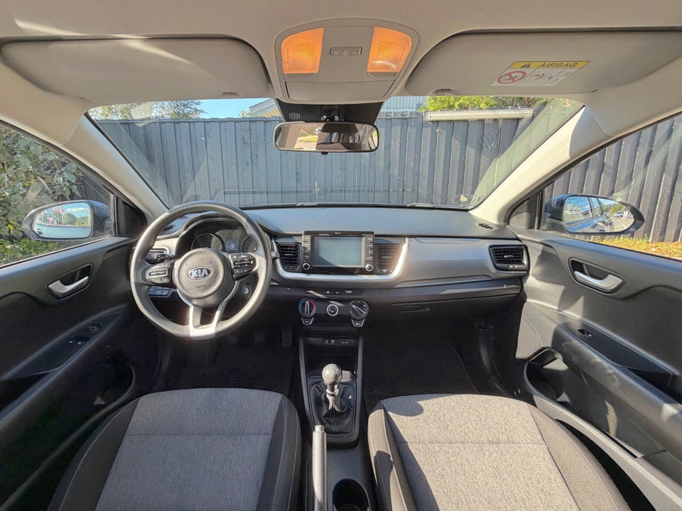 Kia Stonic 1,2 Advance 5d