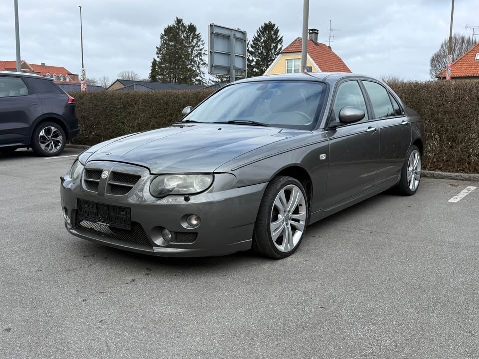 MG ZT 2,5 V6 180 aut. 4d
