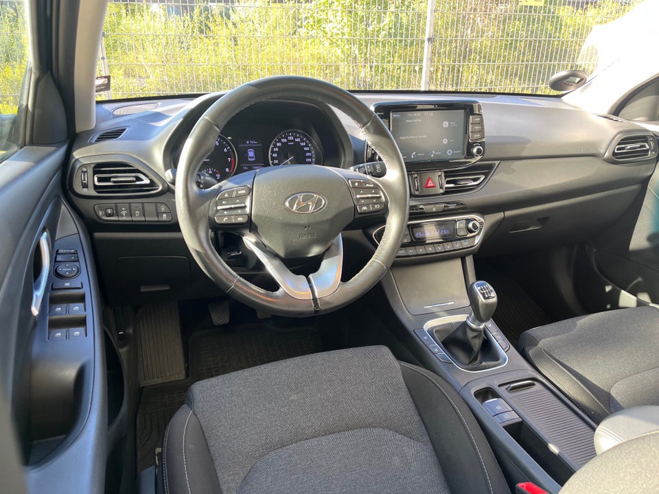 Hyundai i30 1,0 T-GDi Essential stc. 5d