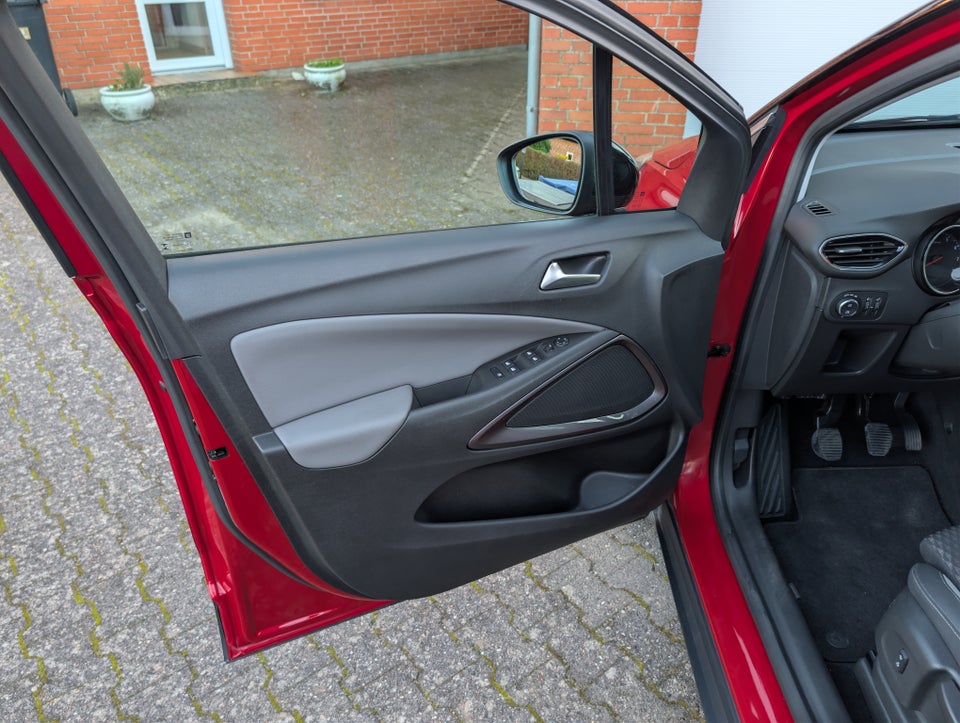 Opel Crossland X 1,2 T 110 Sport 5d