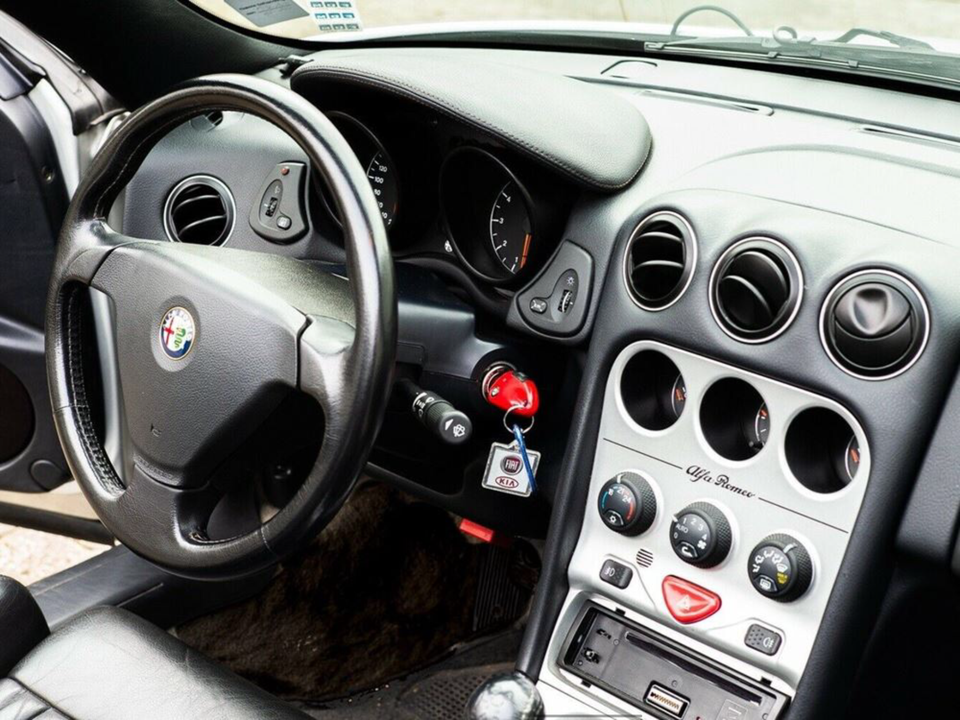 Alfa Romeo Spider 2,0 TS 16V 2d