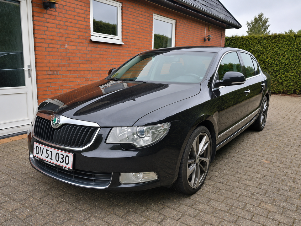 Skoda Superb 2,0 TDi 170 Elegance DSG 5d