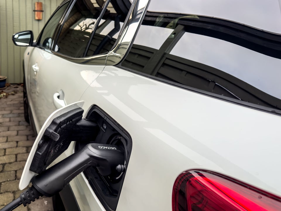 Citroën C5 Aircross 1,6 Hybrid Shine Sport EAT8 5d