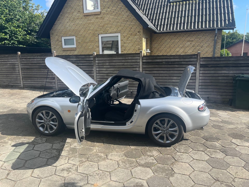 Mazda MX-5 1,8 Roadster Coupé 2d