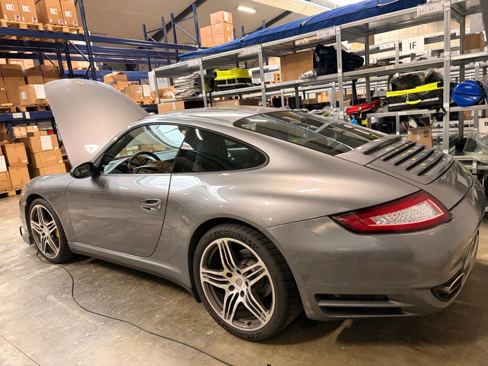 Porsche 911 Carrera 4 3,6 Coupé Tiptr. 2d