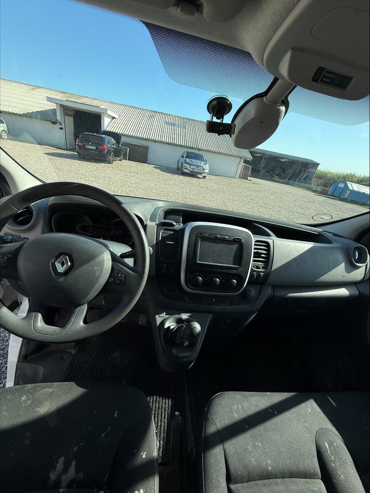Renault Trafic T29 1,6 dCi 125 L2H2